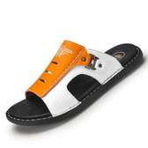 BUCKLE LEATHER SANDALS