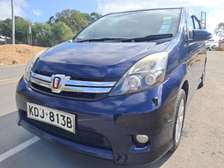 Toyota Isis Blue KDJ