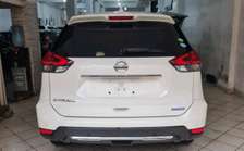 Nissan X-Trail  pearl