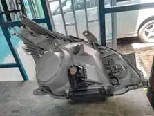 LHS headlight xenon premio 240/03-04