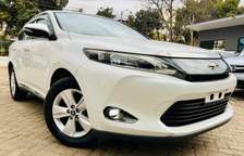TOYOTA HARRIER 2015 FULLY LOADED SPECIAL OFFER 3.4M