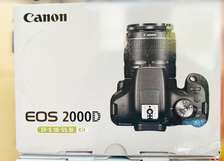 CANON 2000D