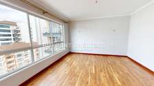 3 Bed Apartment with En Suite at Riverside Rd