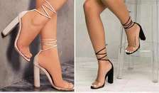 Chunky laced heels
Sizes 36 to 41