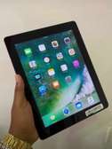 iPad 4 tablet