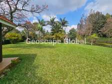 5 Bed House with En Suite in Runda