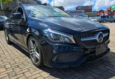 Mercedes Benz GLA 180