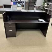 0ffice reception desk