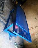 Vibration table machine
