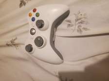White wireless Xbox controller