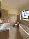 4 Bed Townhouse with En Suite in Kamakis
