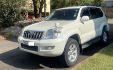 Toyota Prado 2008 Petrol 2700 CC Auto 4WD Pearl White Color