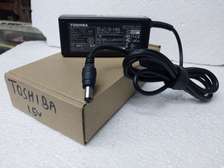 Toshiba 15V 4A laptop charger