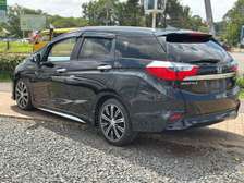 Honda fit shuttle