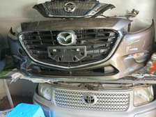 Mazda Axela nosecut