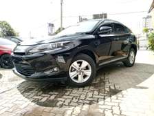 Toyota Harrier Year 2015 with leather seats KDK
