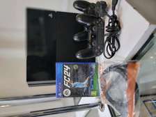 Preowned PS4 STANDARD Edition 1Tb Preowned +FC24 +Extra pad