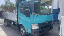 Toyota dyna 2018model