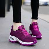 Ladies gym sport shoes