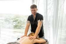 Ladies’ Mobile Massage by Male Therapist – Donholm