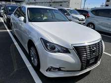 TOYOTA CROWN ATHLETS NEW IMPORT.