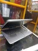 Hp eliteboook 2760p Coi5 4gb ram 320gb hdd