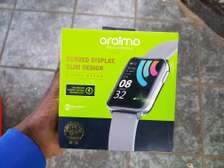 Oraimo smartwatch with curved display model OSW-16