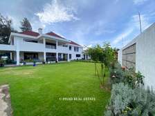 5 Bed House with Garden in Runda