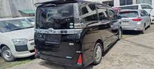 Toyota VoxY ZR Black hybrid 2018 2wd