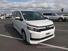 NEW TOYOTA VOXY (MKOPO/HIRE PURCHASE ACCEPTED)