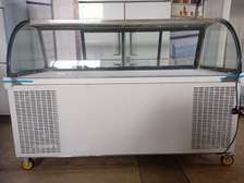 Meat display showcase chiller with freezer