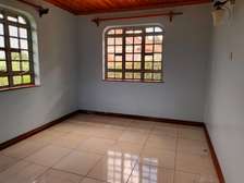 5 Bed House with En Suite at Nyari