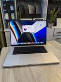 MacBook pro 16- inch 2021