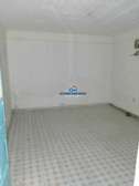 Tiled Single rooms to let