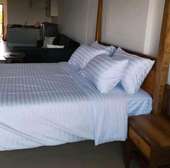 Hotel Quality White stripped bedsheets set