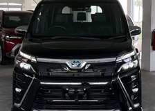 Toyota Voxy HYBRID black 2019 ZS