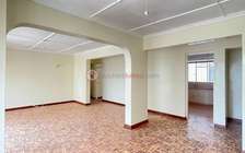 3 Bed Apartment with En Suite in Kilimani