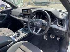 Audi  Q5 petrol with sunroof