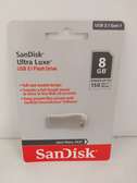 SanDisk 8GB Flash Drive Ultra Luxe