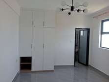 Studio Apartment with En Suite at Kilimani Near Yaya