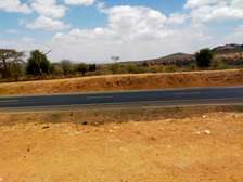 1 acre plot touching Nairobi/Namanga road in Bisil Town