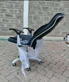 Adjustable back reclining office chair