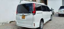 Toyota Noah KDR