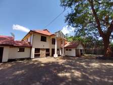 5 bedroom on one acre Located in Kyuna.