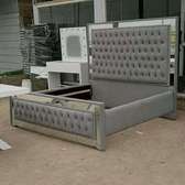 High classic tufted bed
