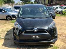 TOYOTA SIENTA (we accept hire purchase)..