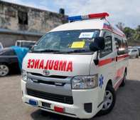 Toyota hiace  ,( ambulance ?