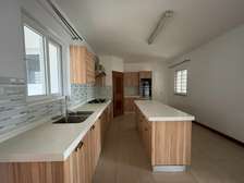 3 Bed Apartment with En Suite in Kileleshwa