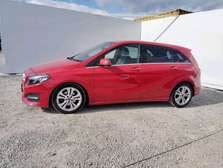 Mercedes Benz B180