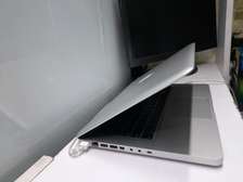 Macbook pro 2012  cor2duo 2gb ram 250gb hdd